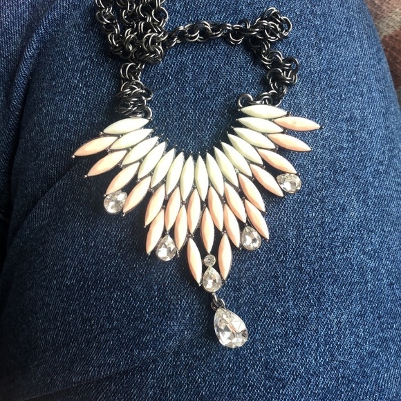 Amrita Singh Jewelry - AMRITA SINGH SIGNED PINK WHITE CLEAR RHINESTONE PRINCESS JOAN NECKLACE GUNMETAL